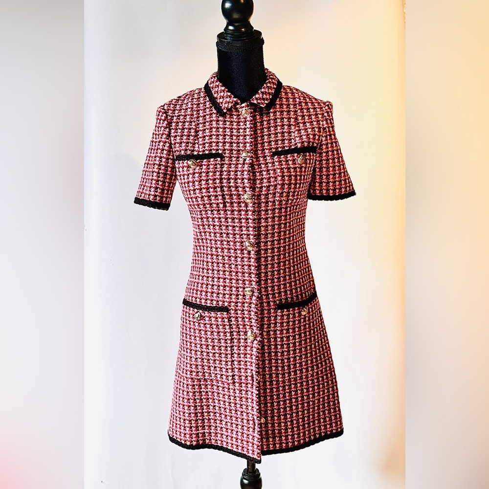 Chic Tweed Maje NWT Knee Length Dress Pink and Red with front pockets SZ 36